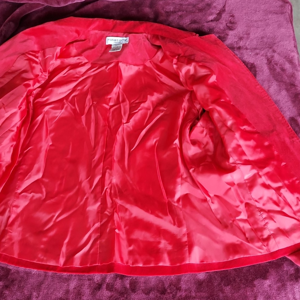 Blazer - Picture 4 of 4